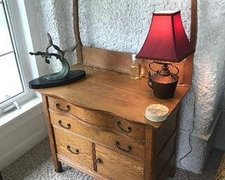 Antique Oak commode / wash stand