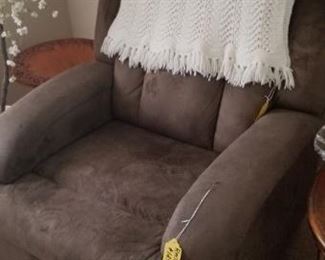 Recliner 2 matching $125 each