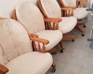 Set 4 chairs $40