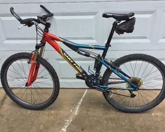 Gary Fisher Sugar 3+ Full Suspension Mountain Bike. 