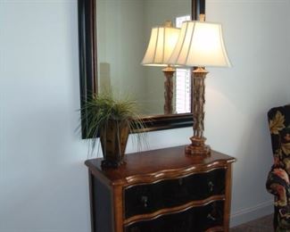 Chest with 3 drawers