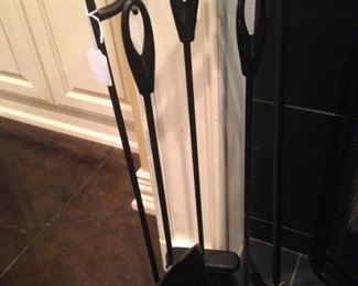 Stream-lined fireplace tools