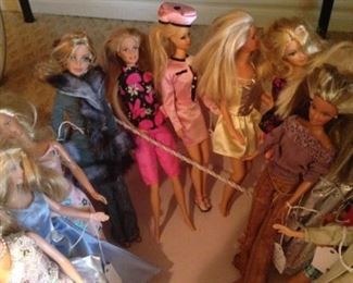 Bountiful bunch of Barbies