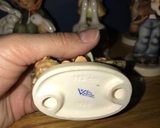 VINTAGE GOEBEL HUMMEL FIGURINES