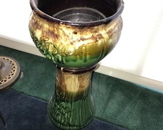 VINTAGE PLANTER AND PEDESTAL