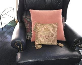 LEATHER RECLINER