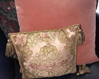 PASSAMANERIA TOSCANA PILLOWS