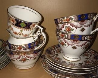 ROYAL SCHWARZBURG CHINA SET