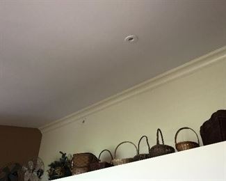 DECORATIVE WICKER BASKETS