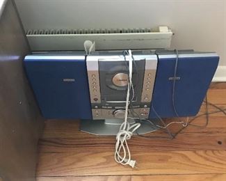 CD PLAYER AM/FM STEREO SYSTEM