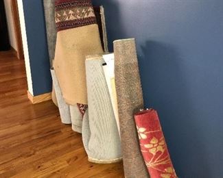 AREA RUGS