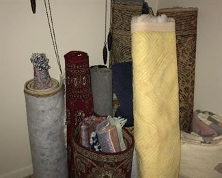 AREA RUGS