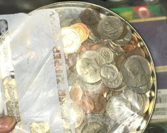 FOREIGN AND US COINS AND PAPER MONEY