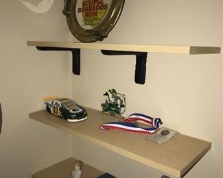 BAR DECORATIONS