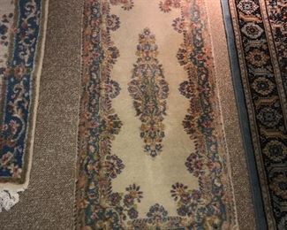 WOOL AREA RUG