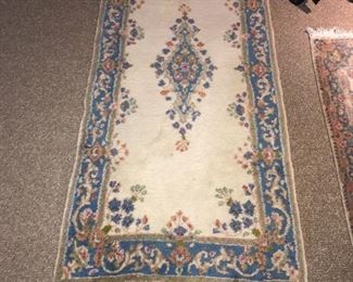 WOOL AREA RUG