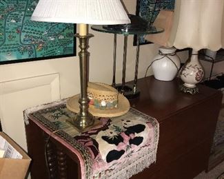 VINTAGE TABLE LAMP