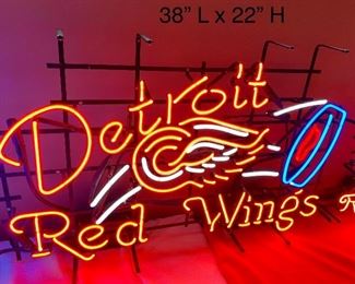 DETROIT RED WINGS NEON SIGN