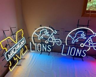 DETROIT LIONS NEON SIGNS