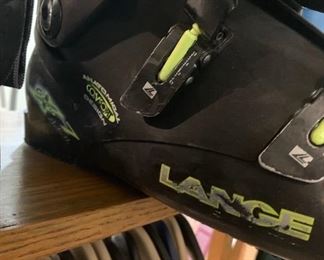 SKI BOOTS SIZE 13-13.5