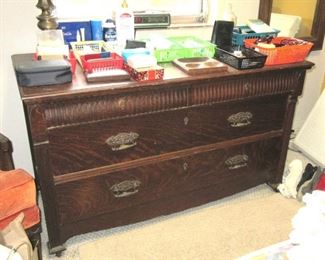 toledo mahogany dresser