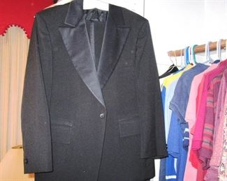 toledo tuxedo