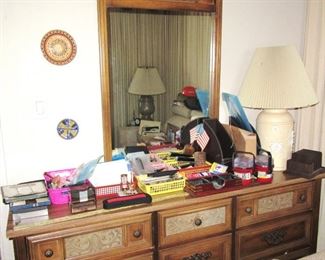 toledo dresser with mirror