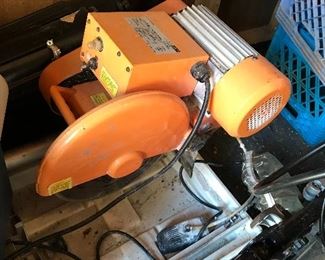 Tile saw