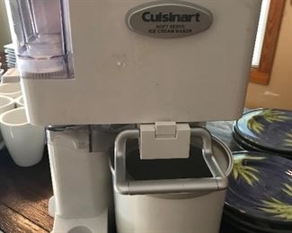 Ice cream maker