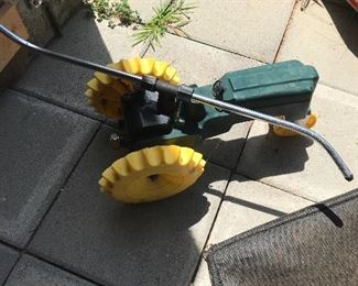 Tractor water sprinkler