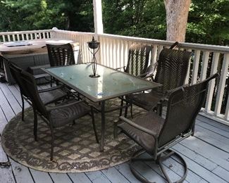 Patio set w/6 chairs