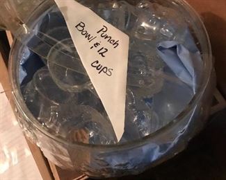 Punch bowl set