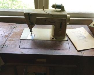Singer sewing machine (model 603)