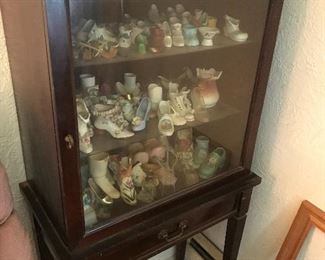 Small display cabinet