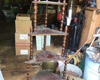 Corner/ladder shelf