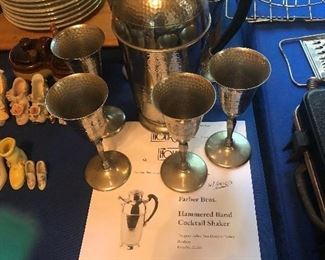 Vintage 1930s Fabre Bros. hammered band cocktail shaker with Bakelite handle and goblets