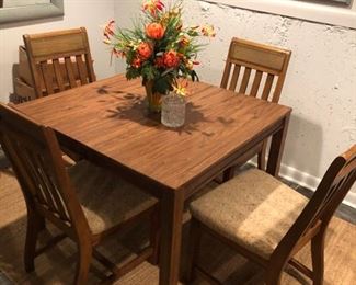 great vintage wood kitchenette set