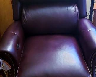 brand new never used leather lift seat recliner paid 2500