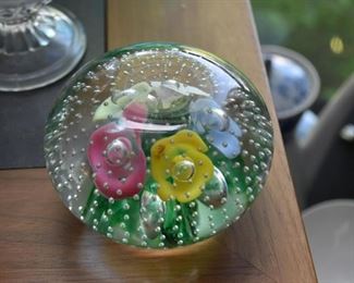 Paperweight with Bubbles & Flowers