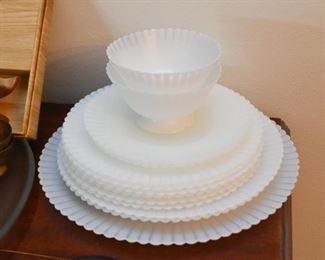 White Milk Glass Dinner Plates, Serving Platters & Bowls 