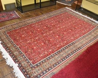 Middle Eastern Carpet / Area Rug (Approx 88.5" x 60")