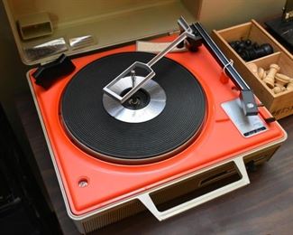 General Electric Portable Turntable