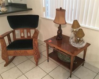 Antique rocker / lane made table 60’s