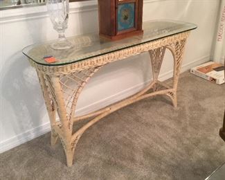 Wicker cream console