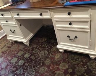 Rare Haverty desk "NEWPORT" Collection! mint condition!