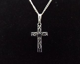.925 Sterling Silver Cross Pendant Necklace

