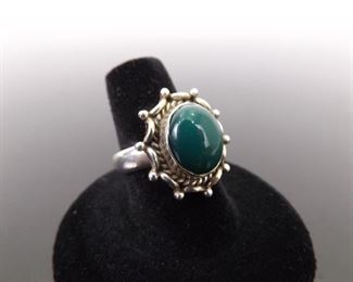 .925 Sterling Silver Malachite Cabochon Ring Size 7

