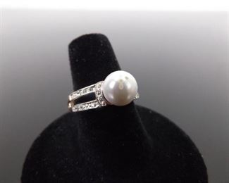 .925 Sterling Silver Spotted Pearl Ring Size 7
