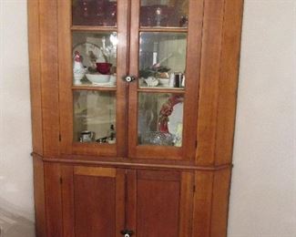 Oak Corner Curio Cupboard Cabinet
