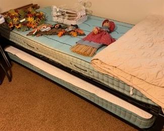 trundle bed w/blankets, Halloween decor